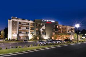 Courtyard by Marriott Hot Springs