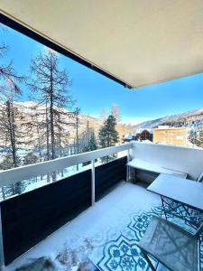 Appartements Studio au pied des pistes avec terrasse : photos des chambres