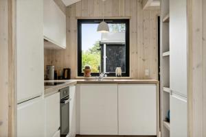 Renovated Bright Home In Old Marielyst