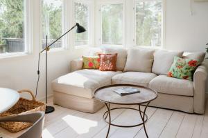 Idyllic Holiday Home With Scenic Views On Älgö