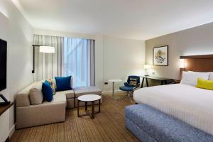Executive King Room room in Courtyard by Marriott Oxford South