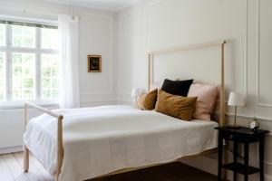 The Countess House In The Beautiful Nature