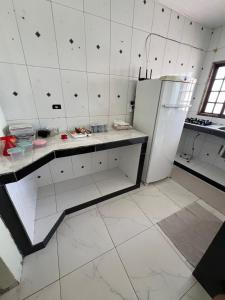 Casa a 1 quadra da praia 2 quartos