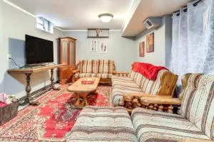 Walk to Adrian College Family Home in Michigan - Tecumseh