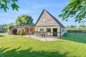 Dejligt landhus med 2 værelser - Toreby