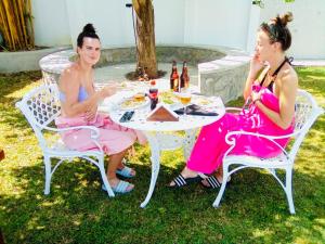 The White House Resort