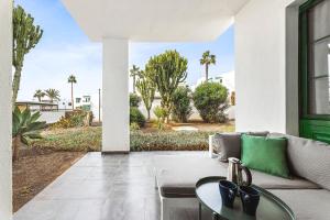 Home2Book Sunny Retreat & Pool, Costa Teguise