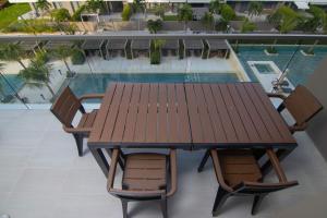 2BR Luxury Apartment In Morros Eos By Huespedia