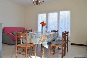 SP000-006 Maison 5 pièces SAINT PIERRE LA MER