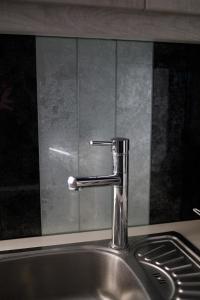 Bright small penthouse in the center of athens