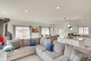 9 Mi to Bear Mountain Family Getaway with Game Room - Baldwin Lake