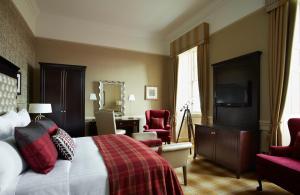 Period Double room in Dalmahoy Hotel & Country Club