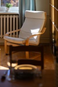 Wałowa Apartment with Balcony Warsaw Downtown by Noclegi Renters