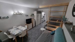 Aux pieds des pistes refait à neuf - 3hvězdičkové hotely ve městě Superdevoluy