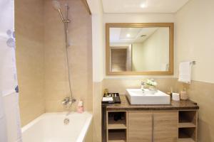 Silk Valley - Gorgeous 1b Close To The Airport