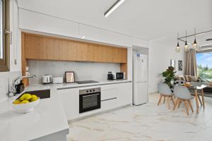 Aurum Residence by Nomads