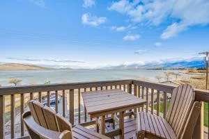 Walk to Flathead Lake Polson Home with Balcony - Ronan