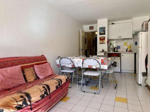 Appartement 2 pièces - 6 personnes AR070-136