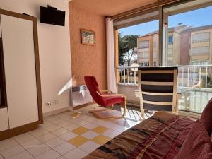 Appartement 2 pièces - 6 personnes AR070-136