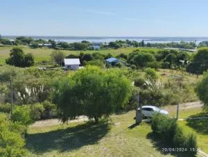 CASA QUINTA CON ESPECTACULAR VISTA Al RÍO - Strobel