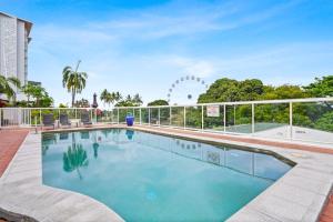 Tropical Tides at Cairns Esplanade