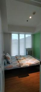 Azure Family Room Condo Unit