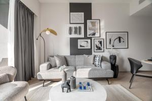 GuestReady - Burj Khalifa View l Infinity Pool