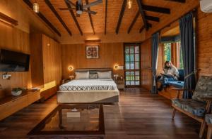 SaffronStays Timber Nest-twin pinewood cottages with private plunge, steam & sauna, shared deck-11 mins from Jolly Grant