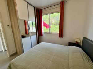 Appartements Le citron, Bel appartement en pleine nature a 2 minutes du centre ville : Appartement 1 Chambre