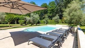 Maisons de vacances La Villa Cyrano - Maison avec piscine privee! : photos des chambres