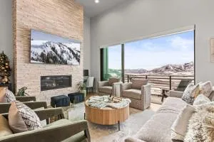 Luxury Lakeview Retreat A Jordanelle Gem in Hideout, Utah - Keetley