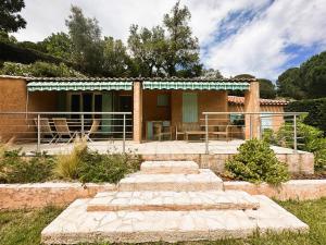 Mazet Felix pour 6 personnes avec piscine privée au domaine de Valcros à la Londe les Maures