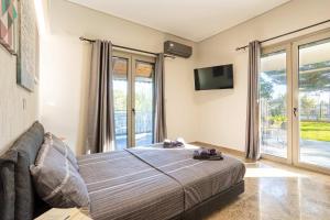 Kalamata Garden Haven - Escape Amidst Greenery