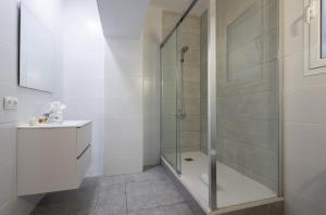 Stay U-nique Apartment Gran Via IV