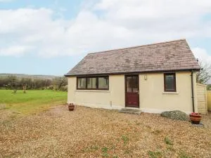 Y Gweithdy Rhos Eirin - Henrys Moat