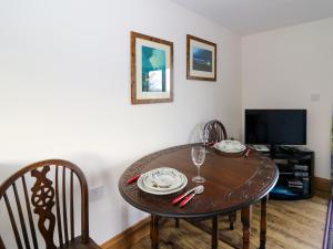 Y Gweithdy Rhos Eirin