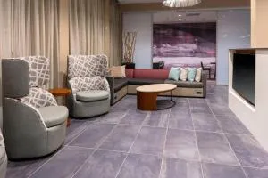 Courtyard by Marriott Indianapolis West-Speedway - 布朗斯堡