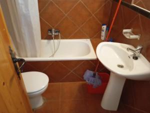 Apartamento pie de pista Maribel