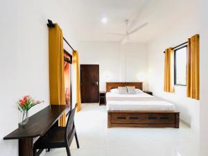 AYA Sea View Hotel