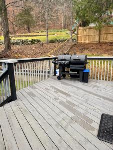 Vernon Cozy 2BD Pet-Friendly Mountain Creek