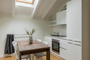 Casa Gini Apartments - Contemporary