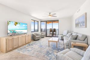 Broadmoor 1101 Beach views from every room