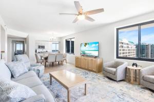 Broadmoor 1101 Beach views from every room