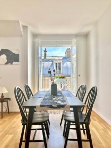 Spacious apartment near Montparnasse Bausset 6th