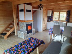 Domek na Przełęczy 2