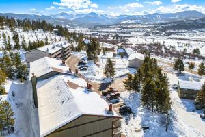5 Mi to Winter Park Resort: Unit w Pool & Hot Tub