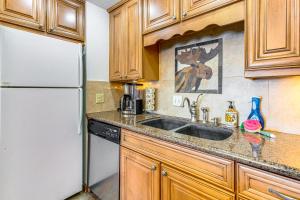 5 Mi to Winter Park Resort: Unit w Pool & Hot Tub