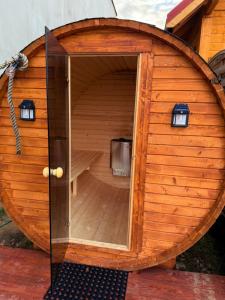 Islandzka chatka- Jacuzzi i sauna w cenie