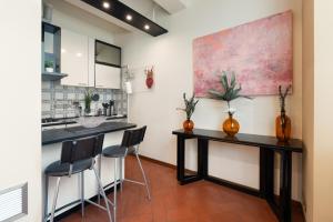 Via Panzani 16 - 2do piano - Annalisa - Nuovo, Centrale e Confortevole vicino al Duomo