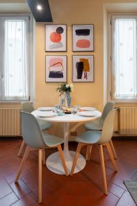 Via Panzani 16 - 2do piano - Annalisa - Nuovo, Centrale e Confortevole vicino al Duomo